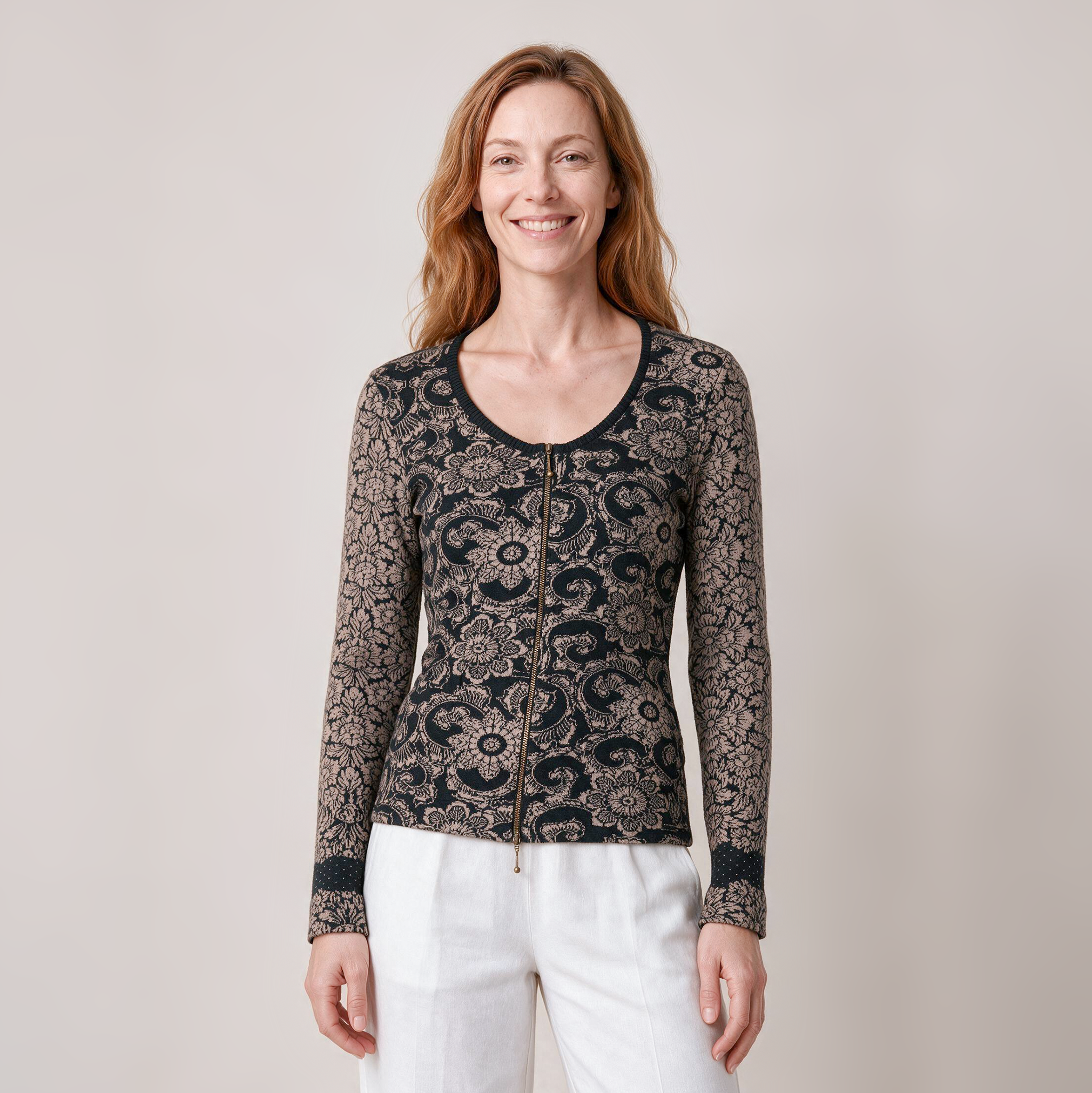 Reißverschlussjacke schwarz – Vorderansicht