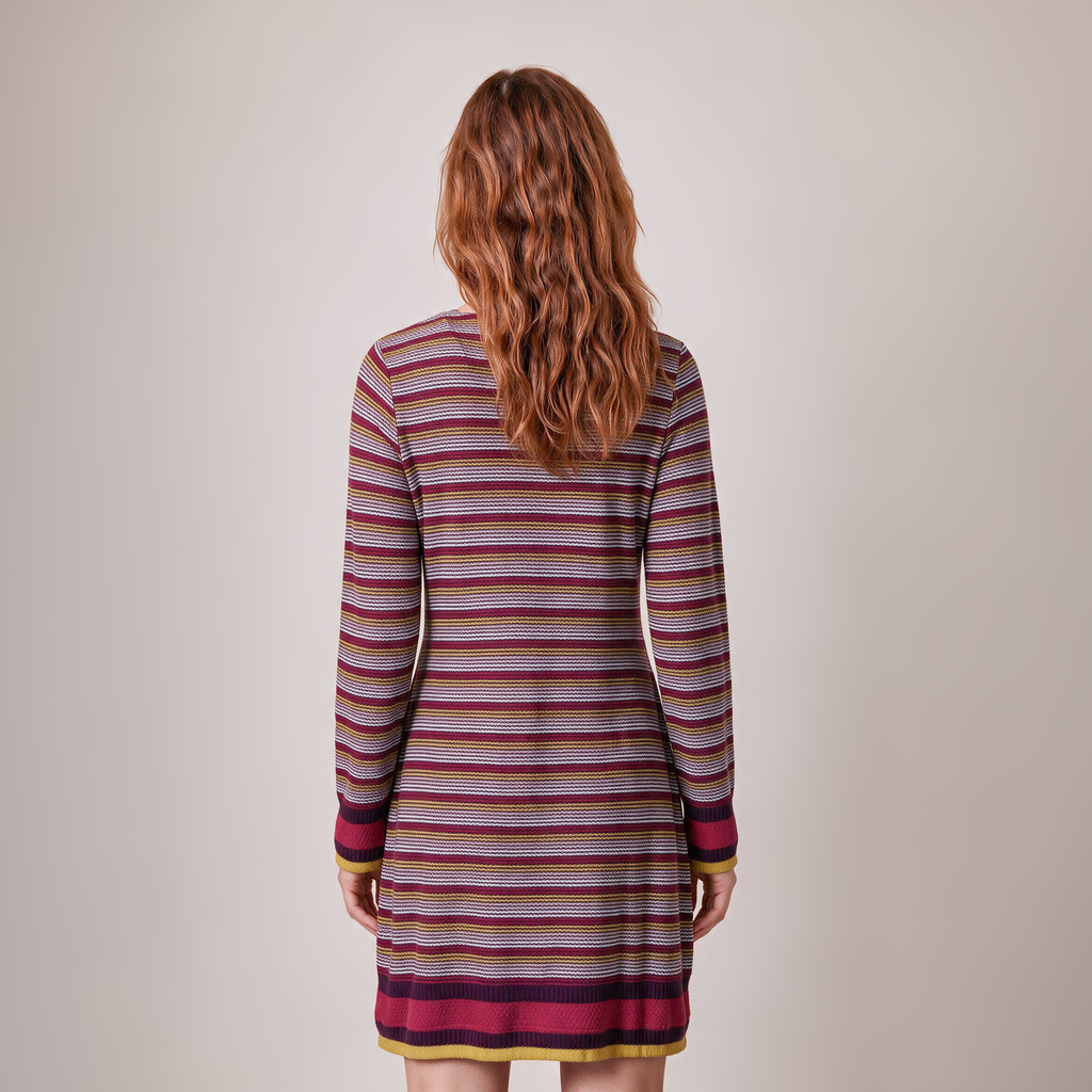 Kurzkleid lila – Rückansicht