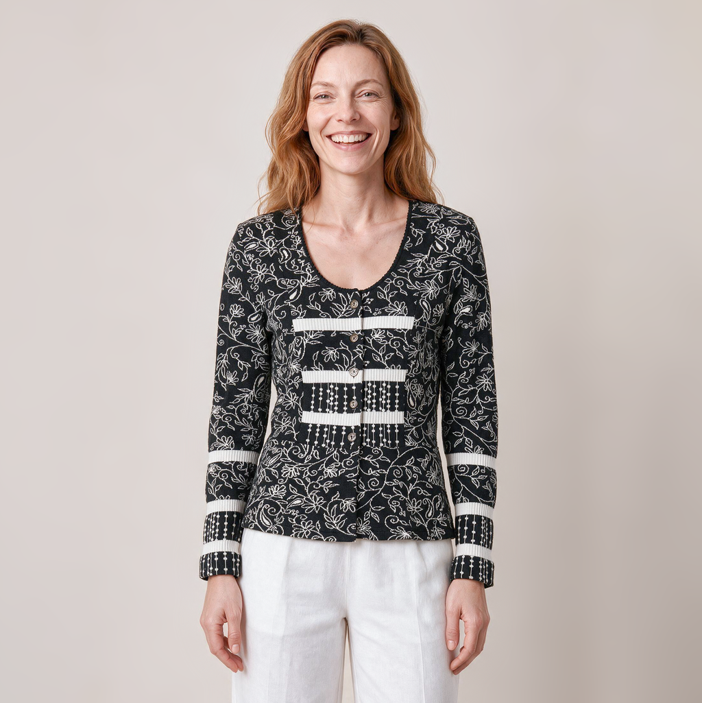 Schößchenjacke schwarz – Vorderansicht