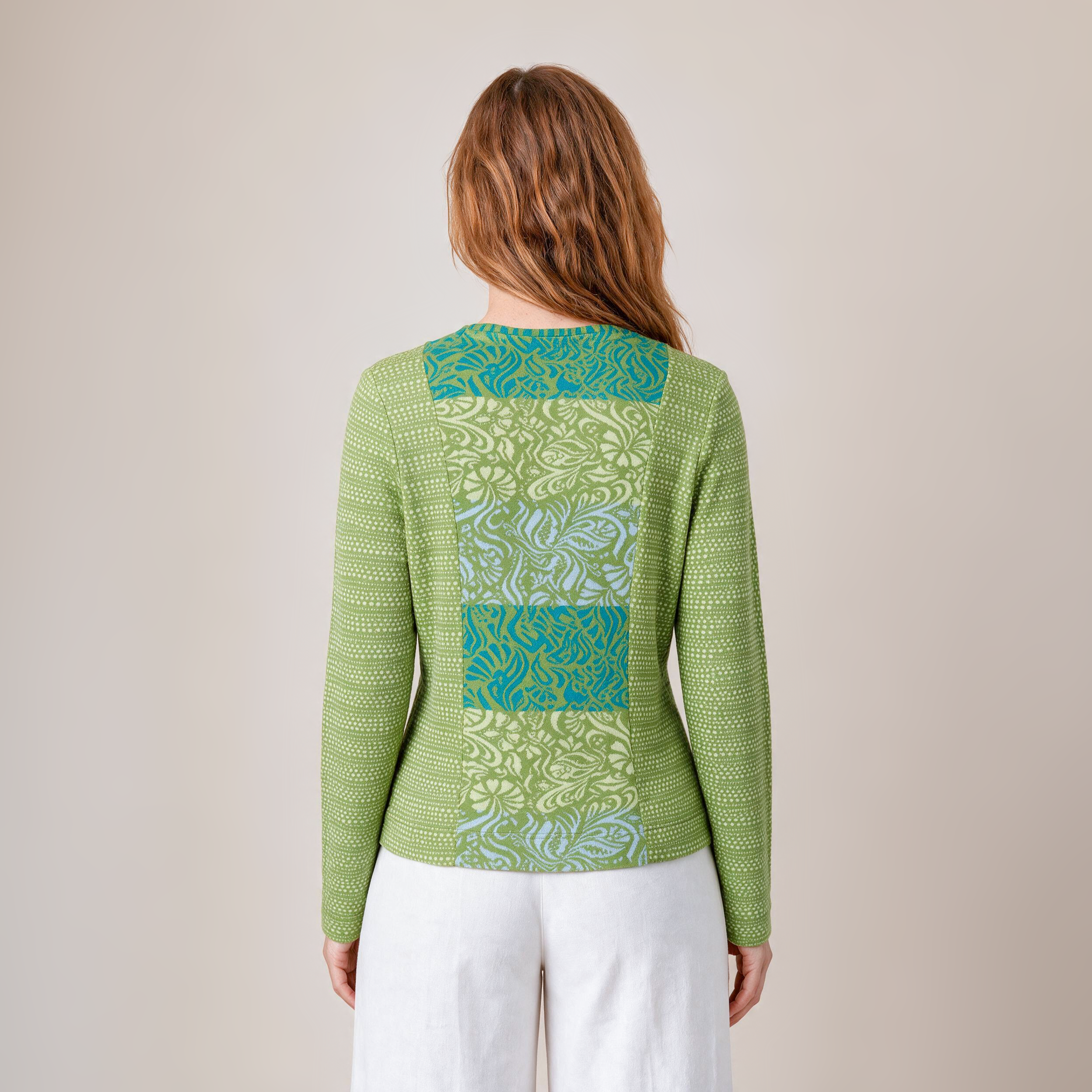 Jacke mit Prinzessnaht grün – Rückansicht