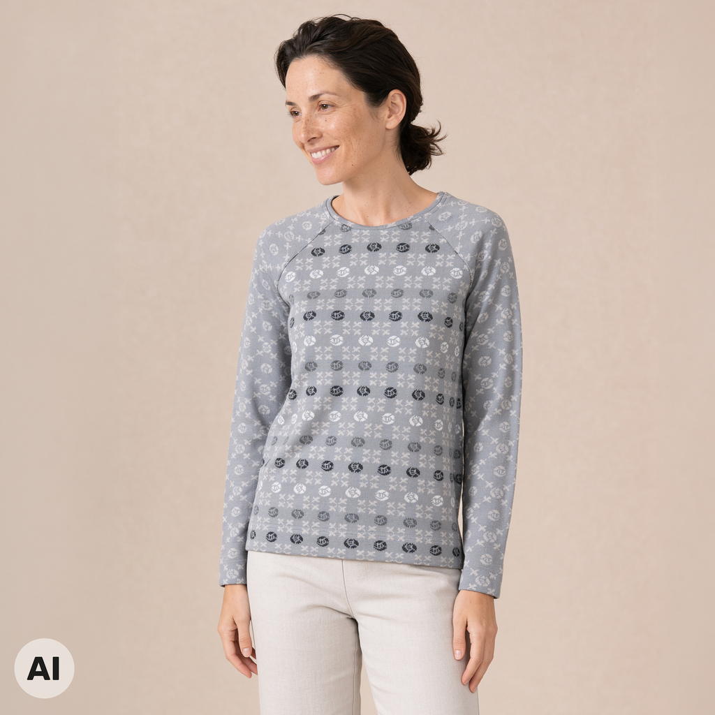 Raglanpullover grau – Vorderansicht, mit KI bearbeitet