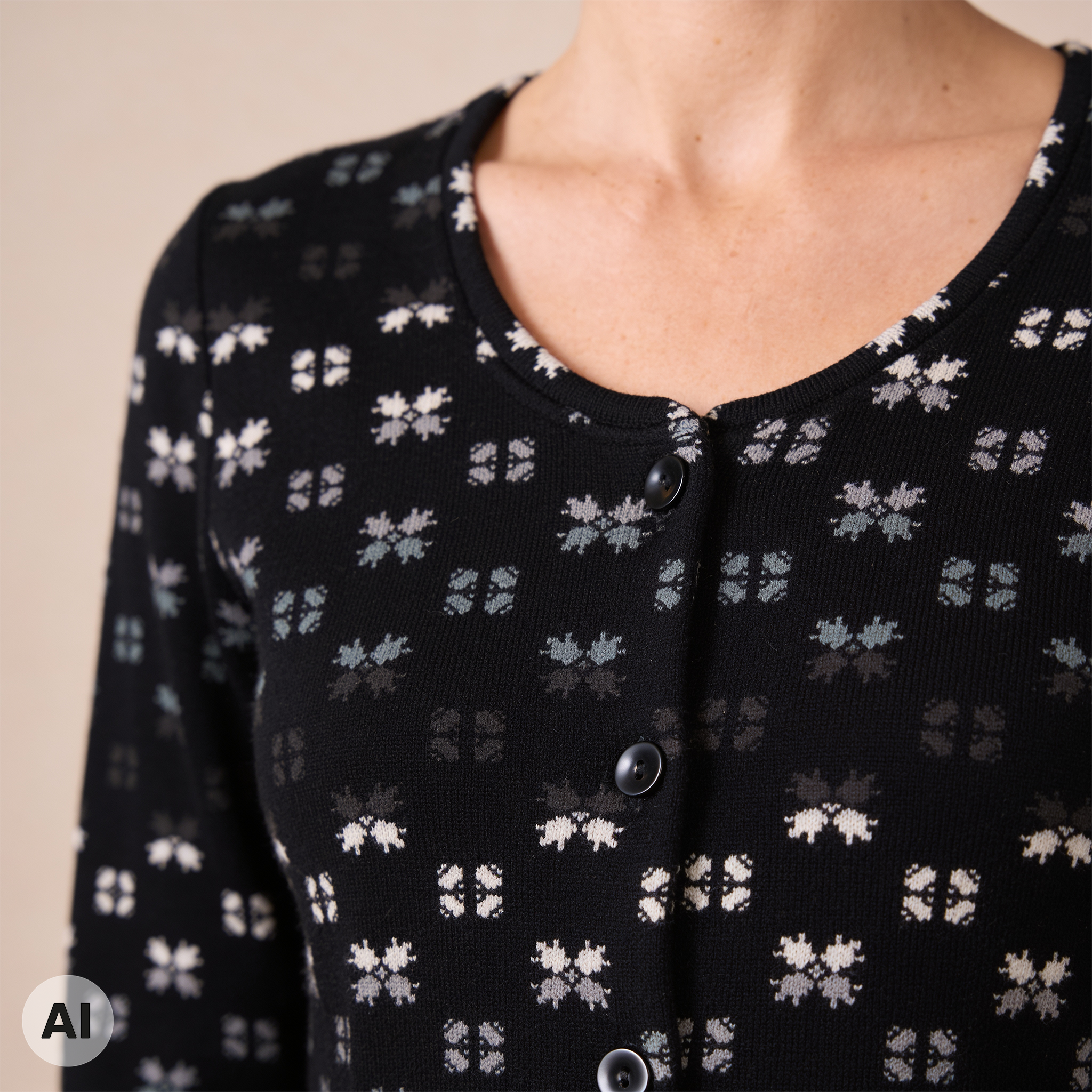 klassische Jacke schwarz – Detailansicht, mit KI bearbeitet
