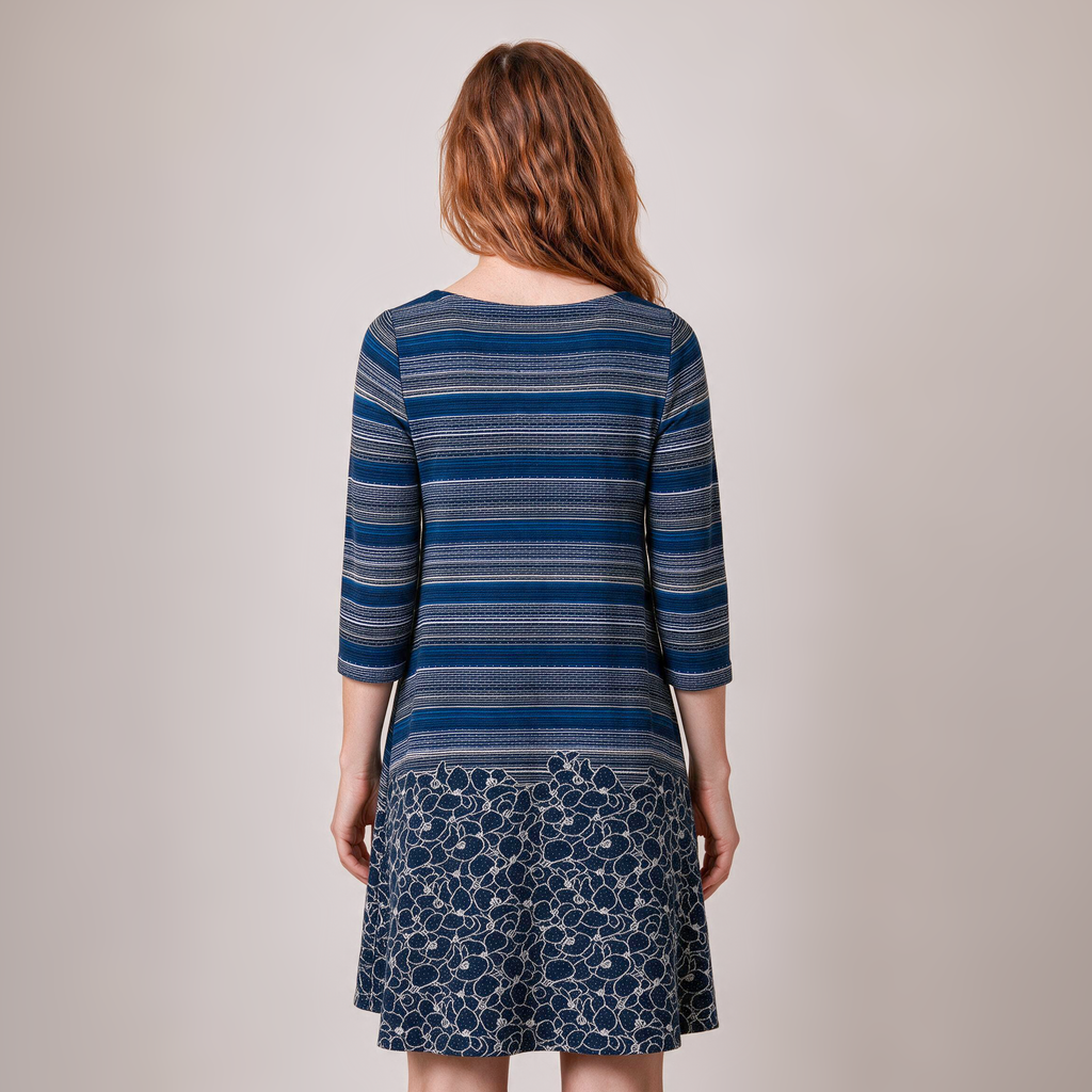 Glockenkleid blau – Rückansicht