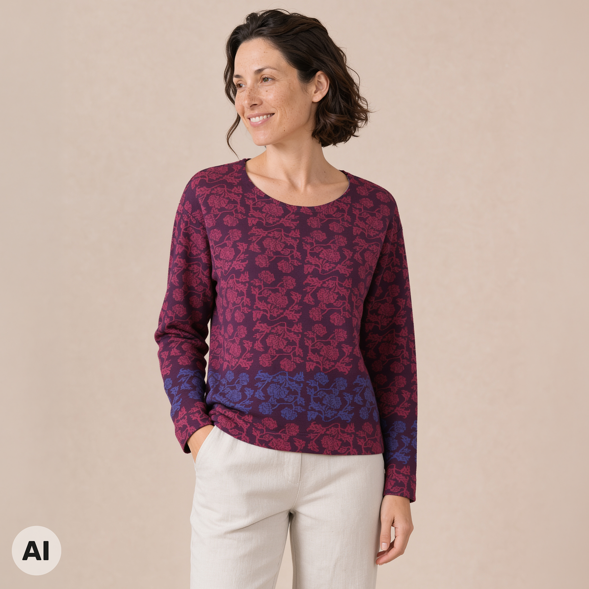 überschnittener Pullover lila – Vorderansicht, mit KI bearbeitet