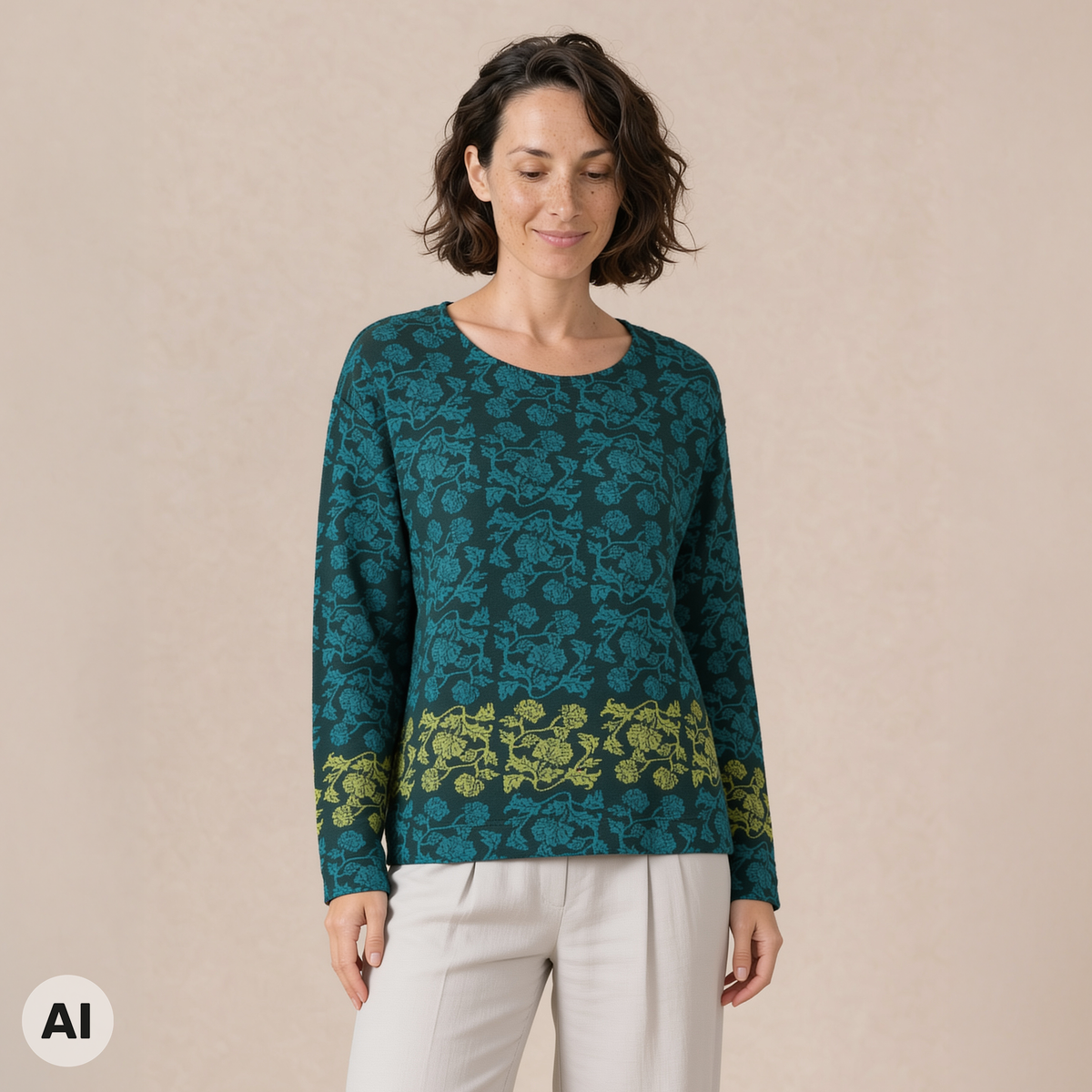 überschnittener Pullover grün – Vorderansicht, mit KI bearbeitet