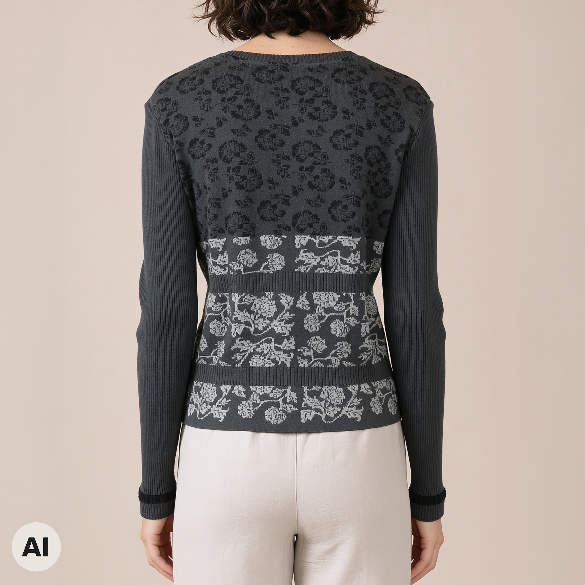 klassische Jacke grau – Rückansicht, mit KI bearbeitet