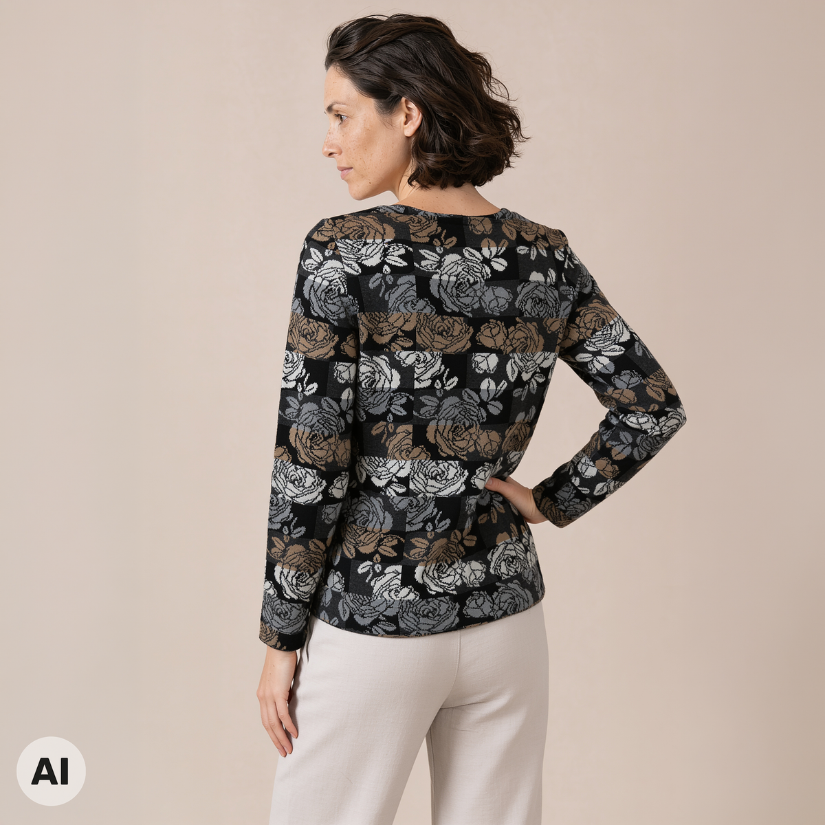 klassischer Pullover schwarz – Rückansicht, mit KI bearbeitet