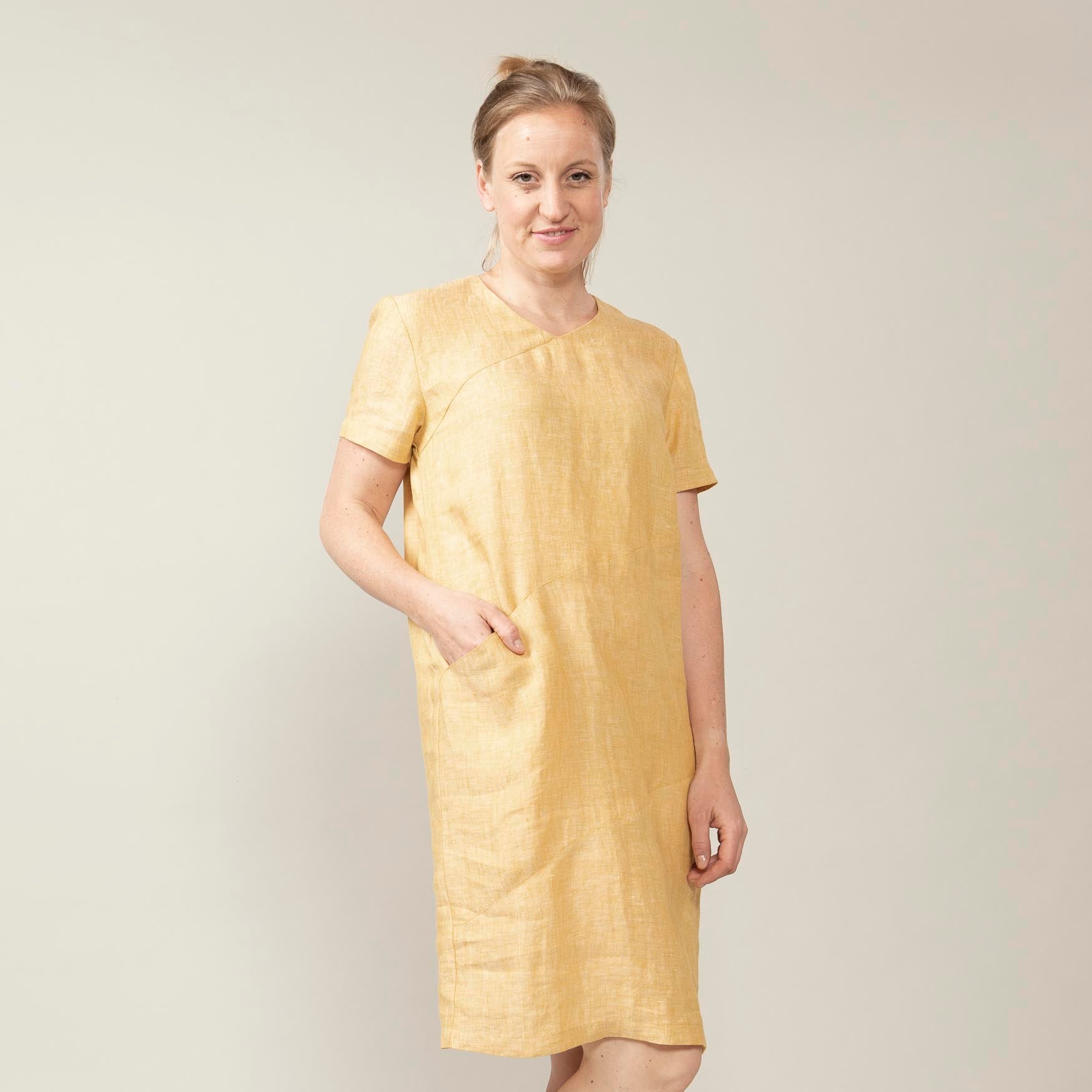 Leinenkleid mit Tasche – Lena