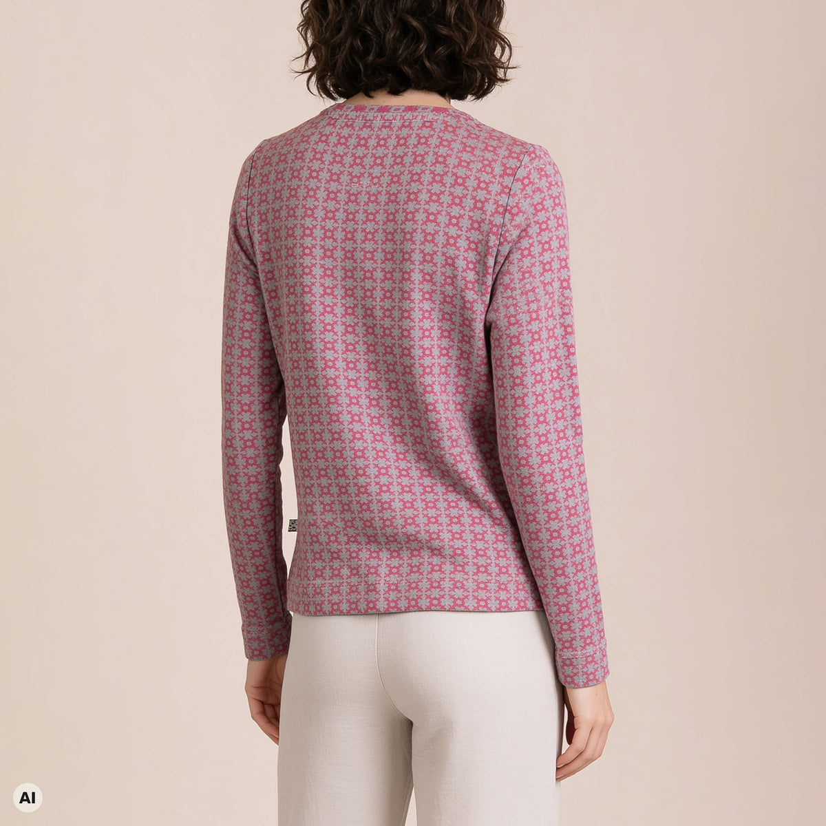 klassische Jacke rosa – Rückansicht, mit KI bearbeitet