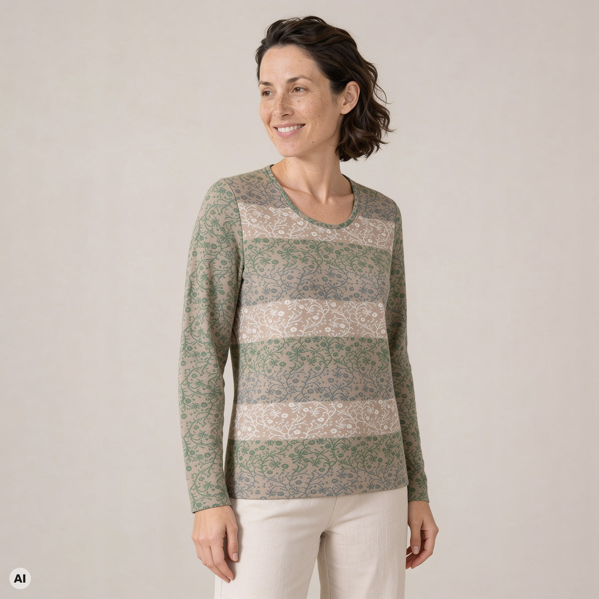 klassischer Pullover natur – Vorderansicht, mit KI bearbeitet