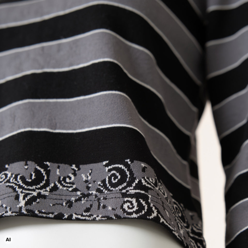 klassischer Pullover schwarz – Detailansicht, mit KI bearbeitet