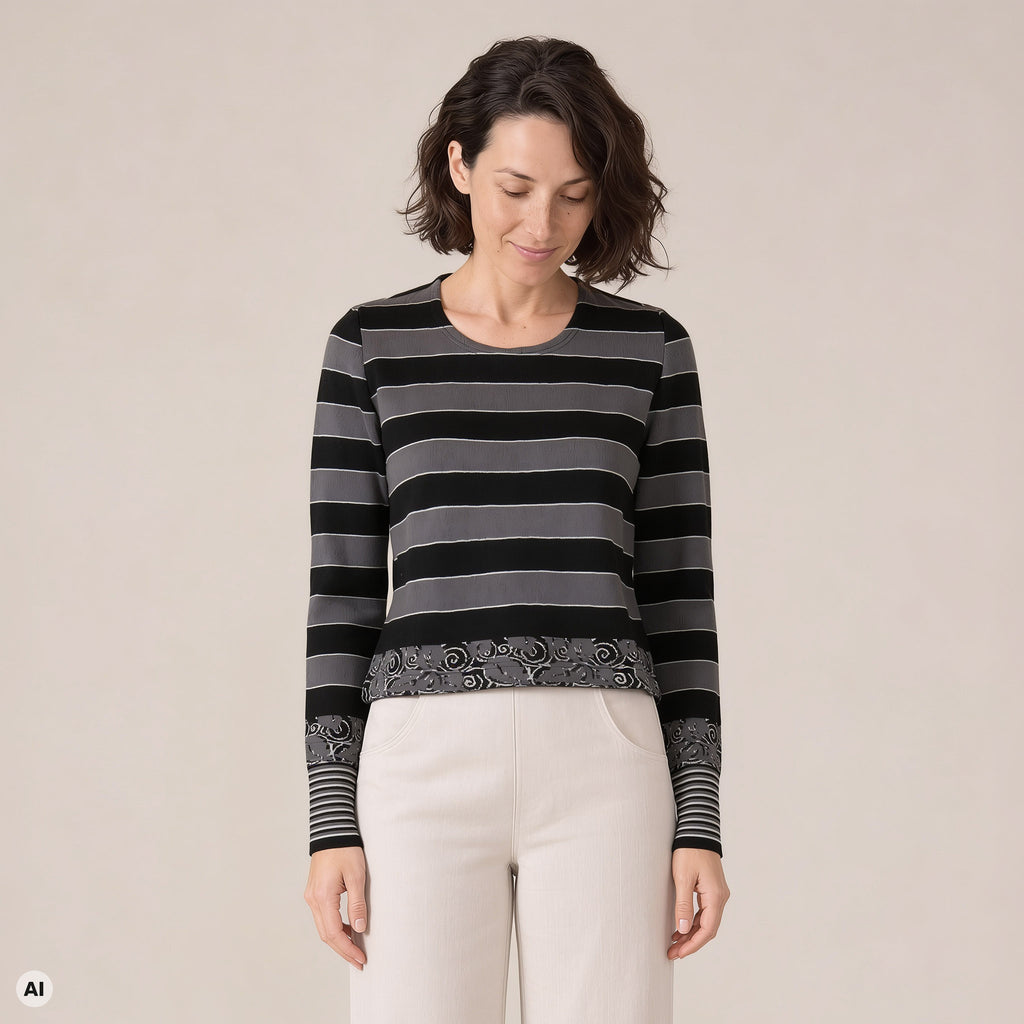 klassischer Pullover schwarz – Vorderansicht, mit KI bearbeitet