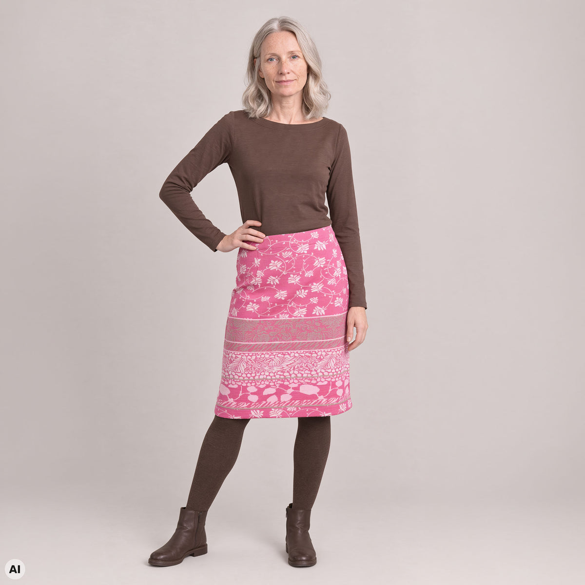 Rock kurz rosa – Vorderansicht, mit KI bearbeitet