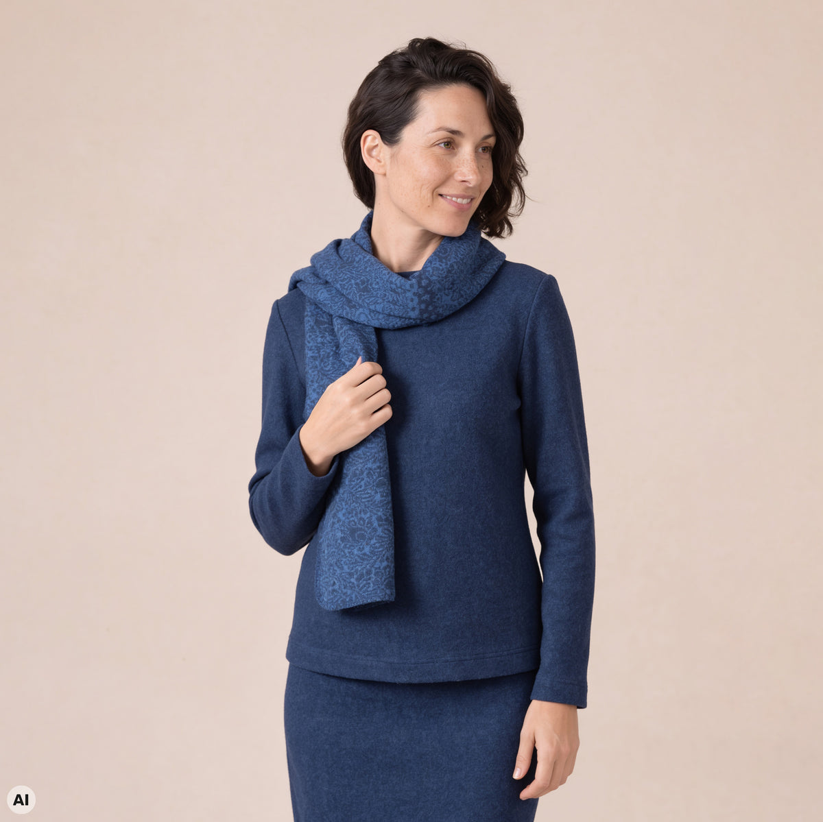 Schal blau – Vorderansicht, mit KI bearbeitet
