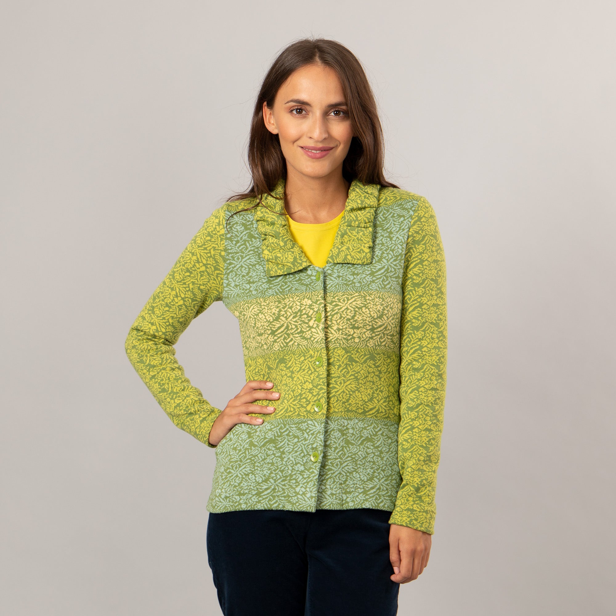 Jacke mit Rüschenkragen