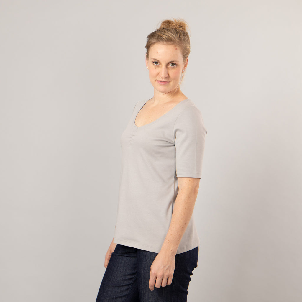 T-Shirt mit Gummi