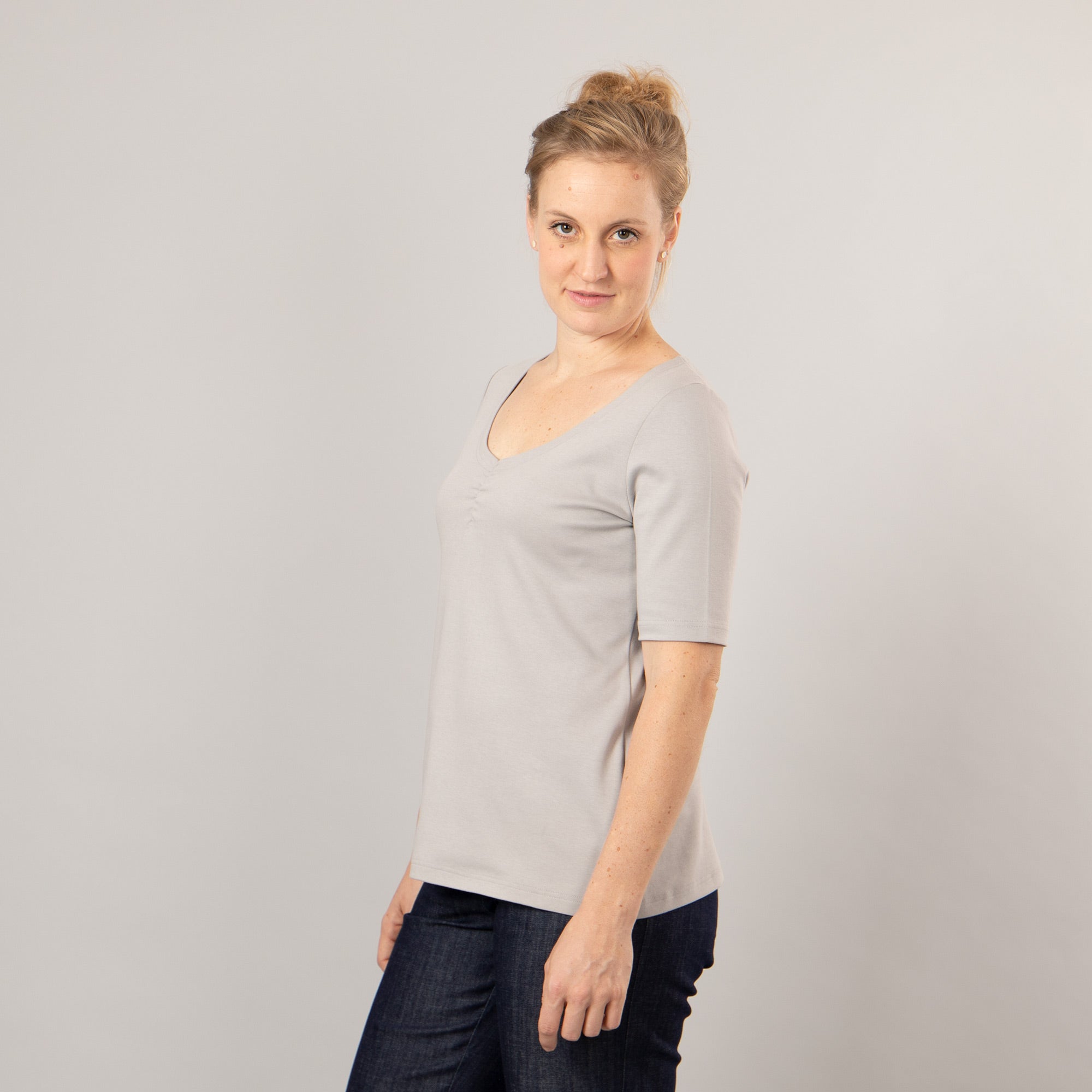 T-Shirt mit Gummi