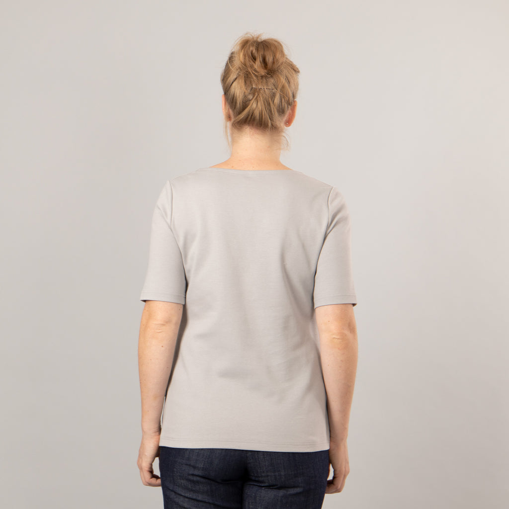 T-Shirt mit Gummi