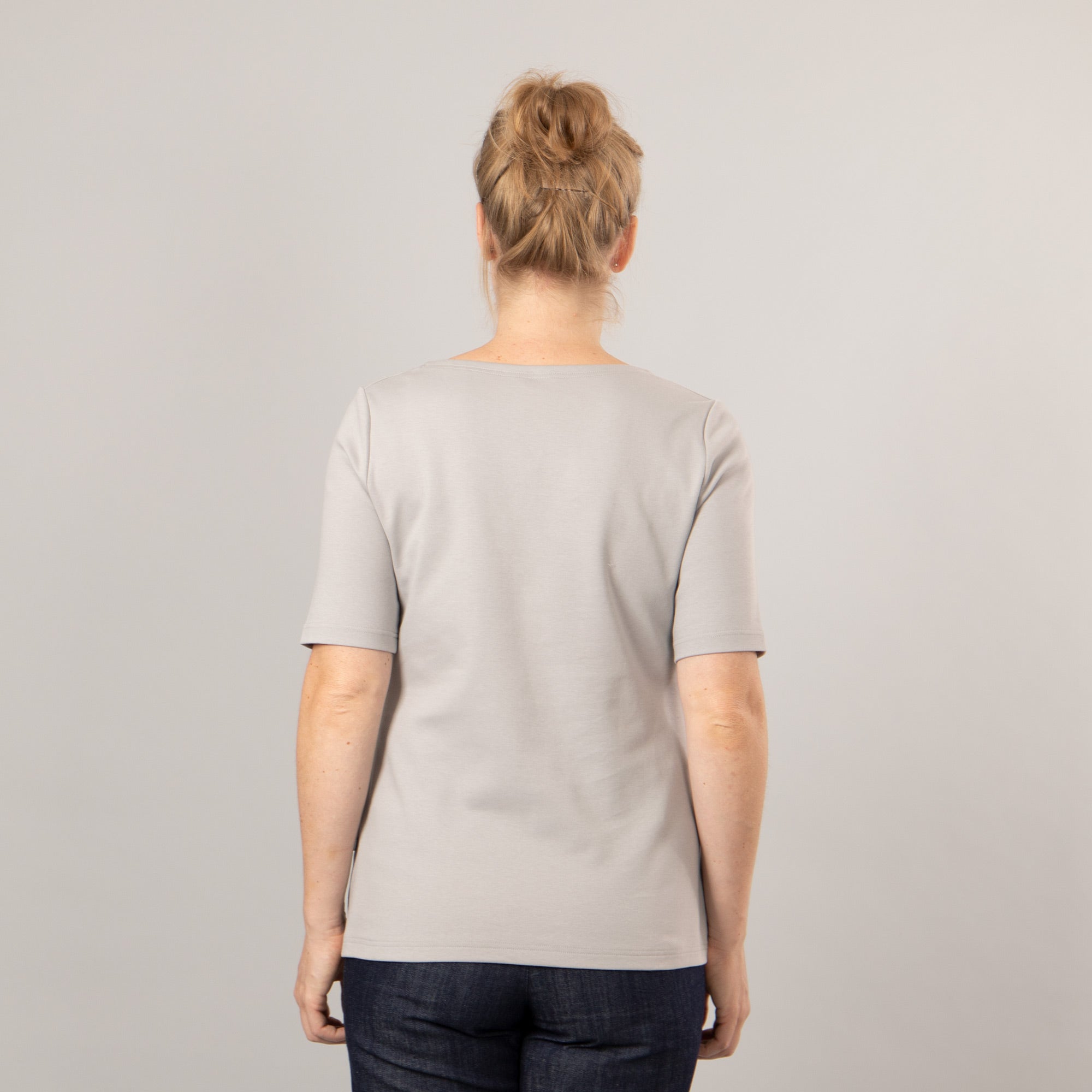T-Shirt mit Gummi