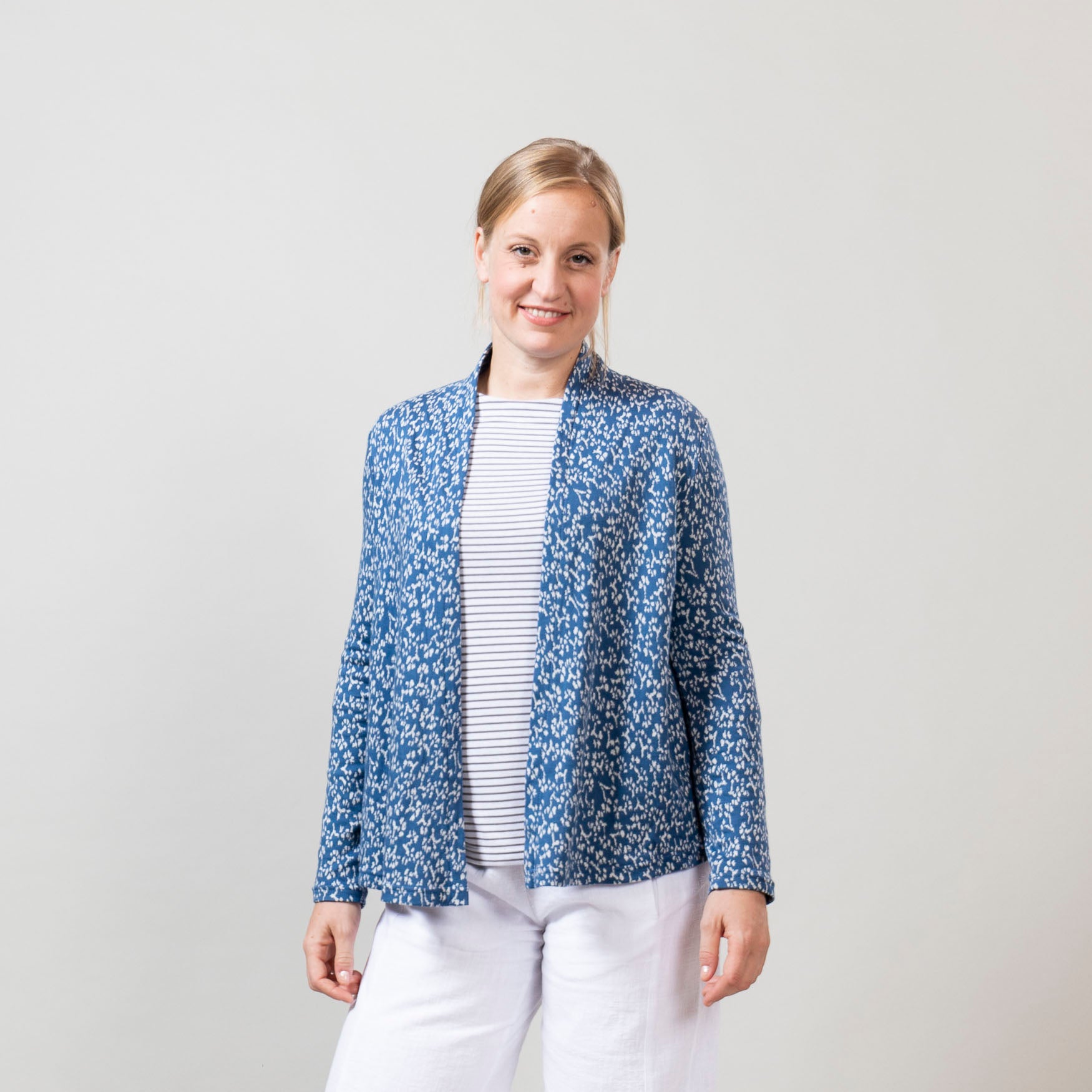 Hüllenjacke