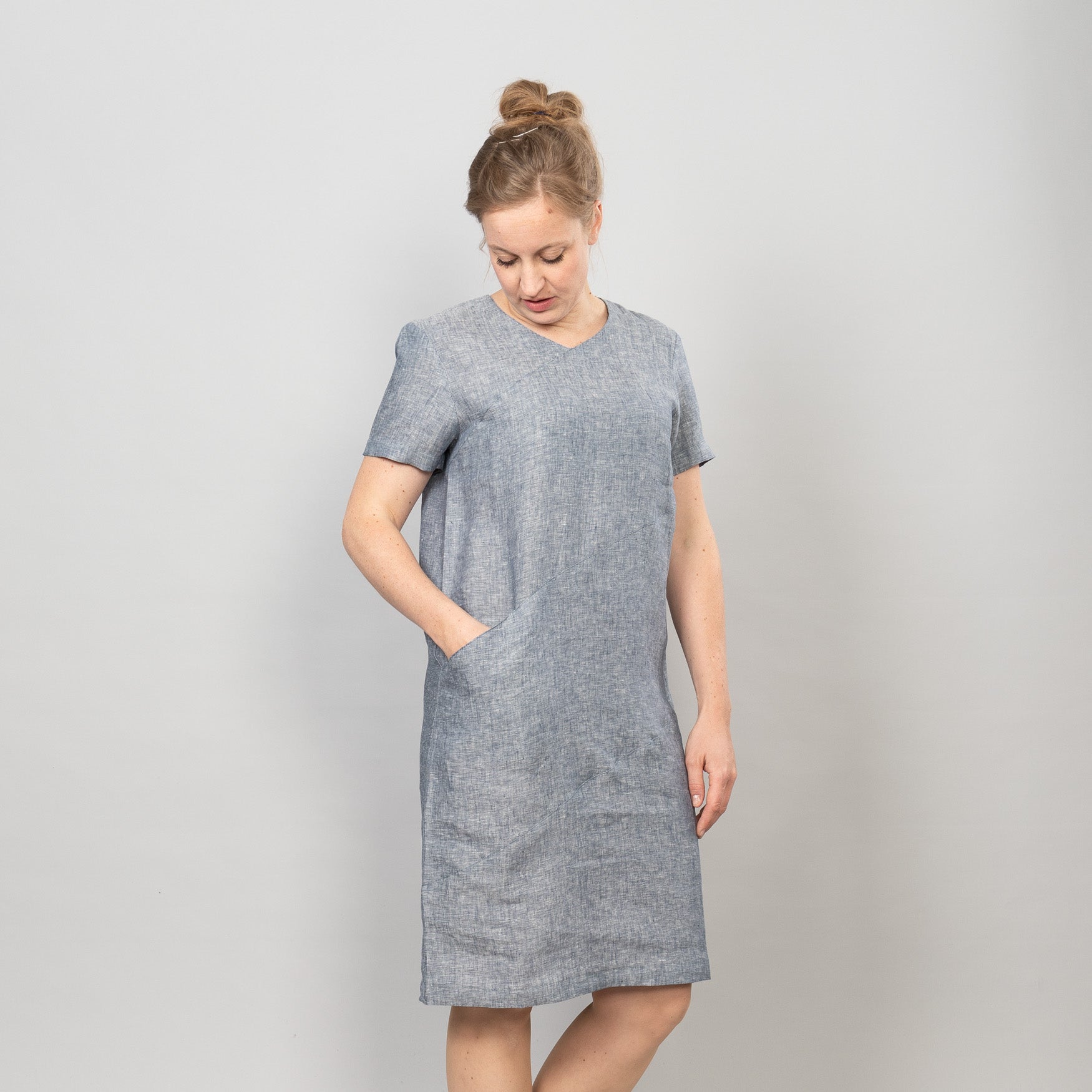 Leinenkleid mit Tasche – Lena