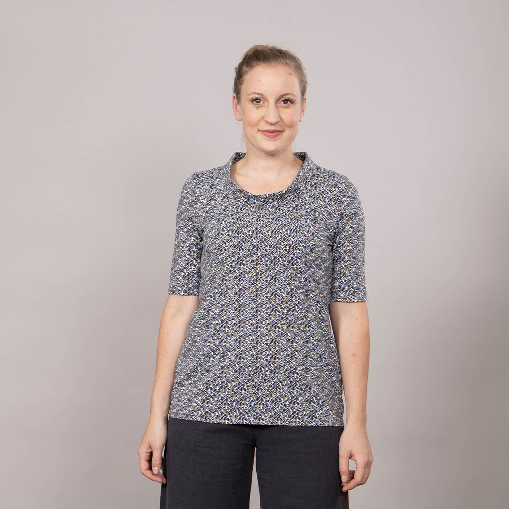 T-Shirt mit Klappkragen – bedruckt