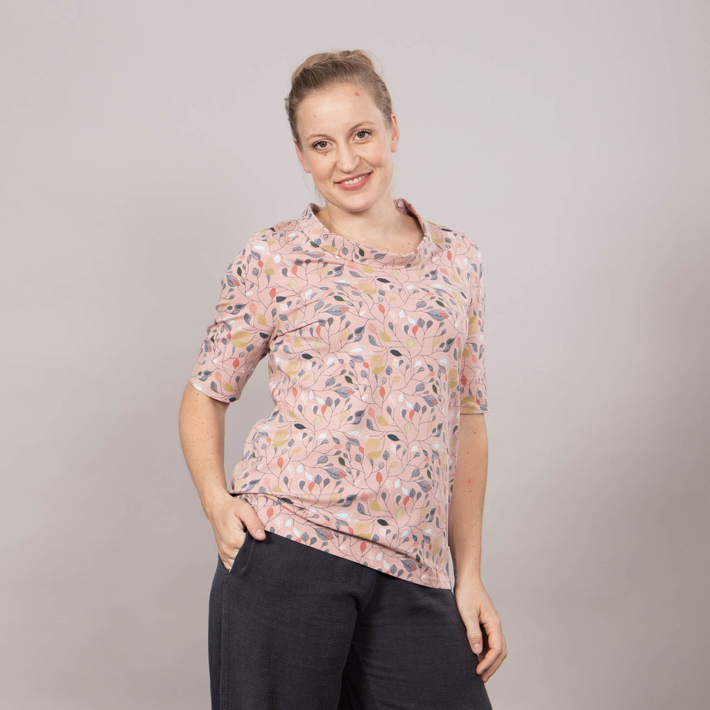 T-Shirt mit Klappkragen – bedruckt